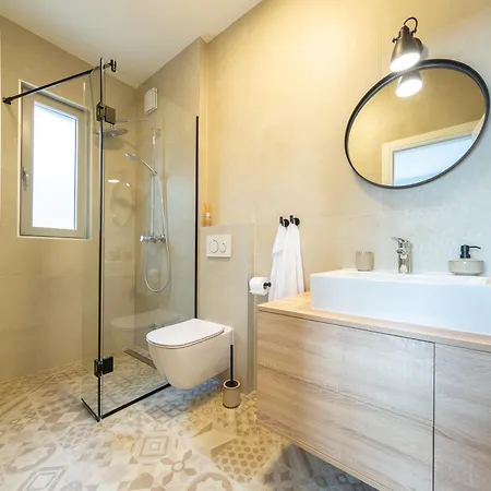 Seaside Elegance Appartamento Komiža