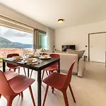 Seaside Elegance Apartment Komiza